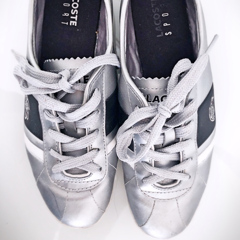LACOSTE WOMAN SILVER SNEAKERS, Size 6 US